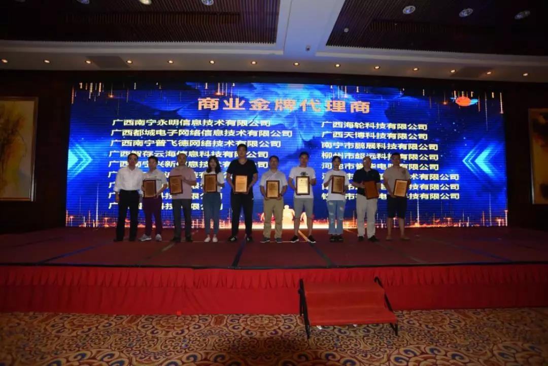 ���ֲ�������ʽ